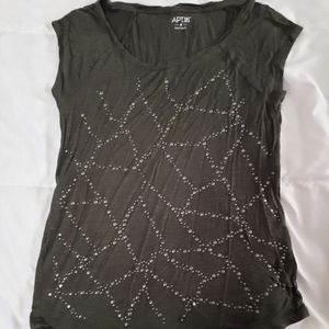 ❤️ APT.9 size M green soft fitted shirt